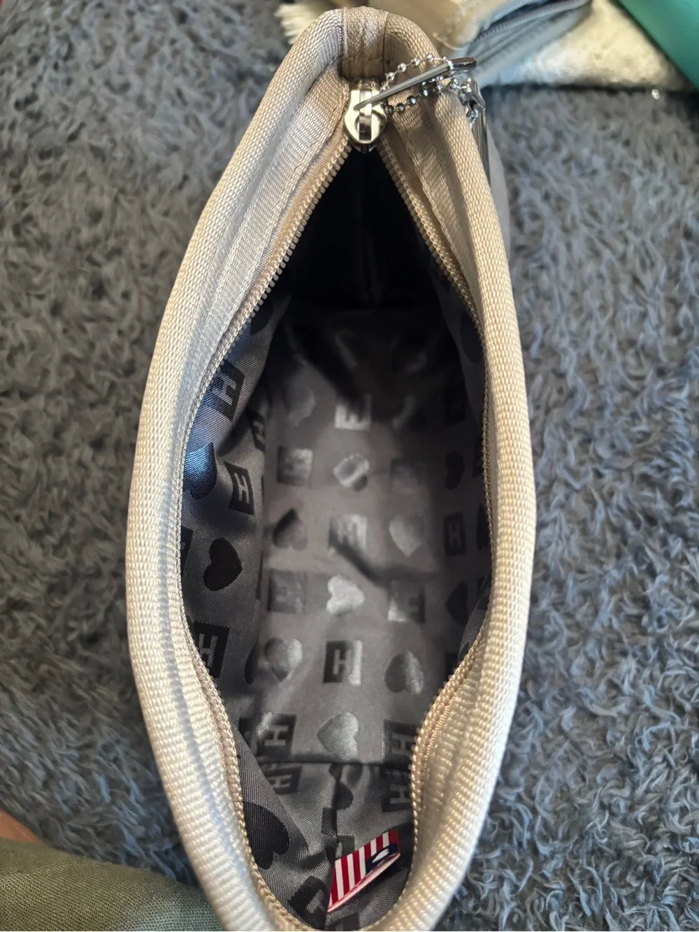 Harvey’s champagne make up case